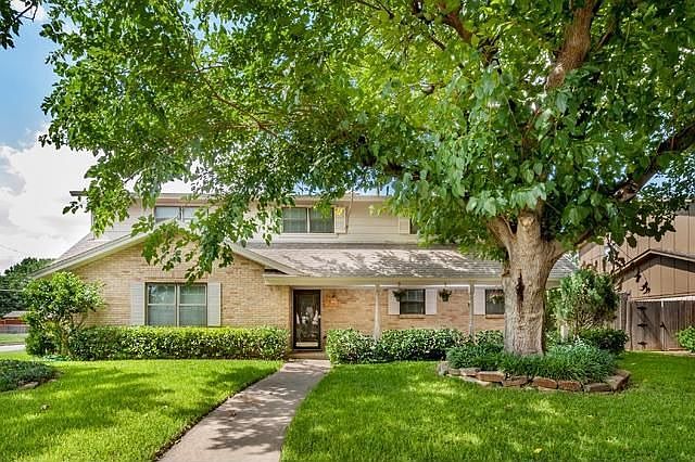 1st image of 7805 La Cosa Dr