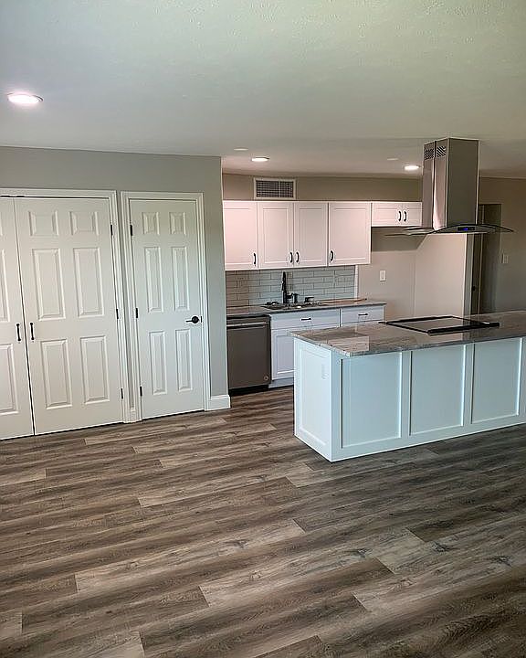 1st image of 5201 Gibson Dr