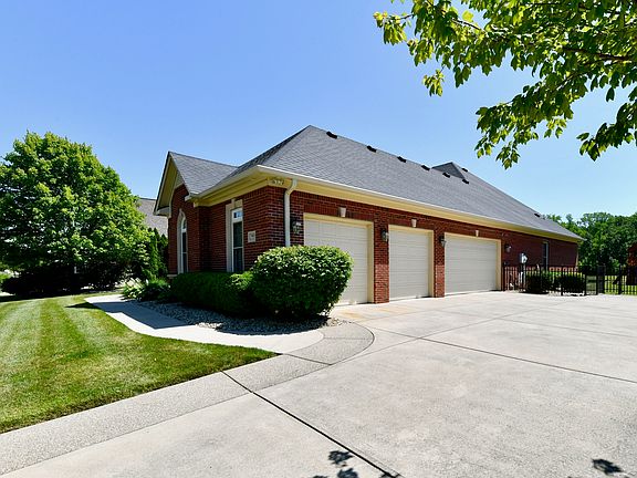 2nd image of 7413 Misty Woods Ln