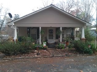 36 Payne St #A, Tryon, NC 28782