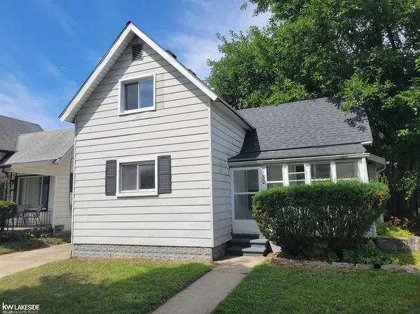 130 Meadle St, Mount Clemens, MI 48043