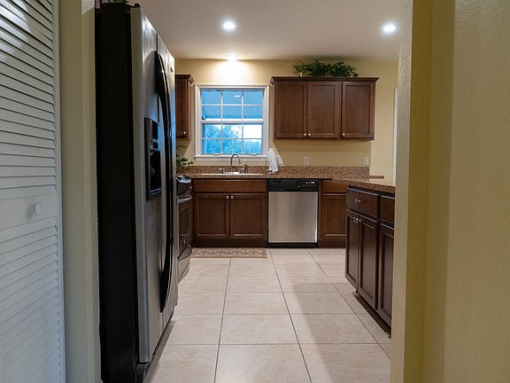 5th image of 11025 Euler Ave