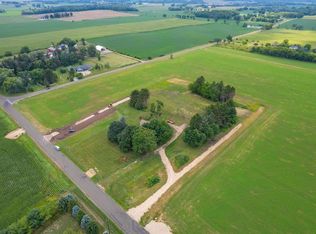 L3 Town Hall Dr, Sun Prairie, WI 53590