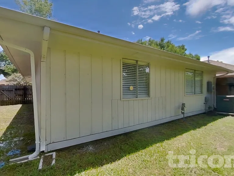 16126 Barbarossa Dr — Photo 15