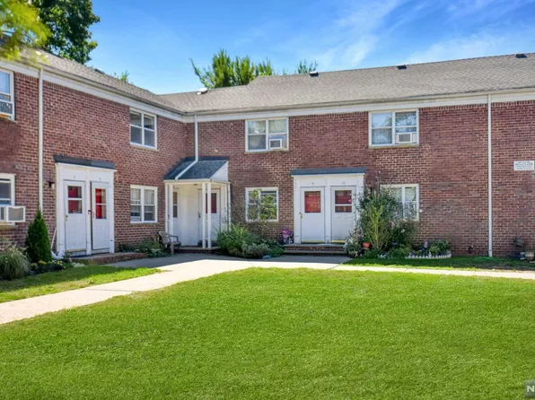 451 Heath Pl APT 10, Hackensack, NJ 07601