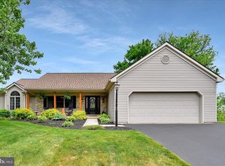 69 Misty Ln, Ephrata, PA 17522