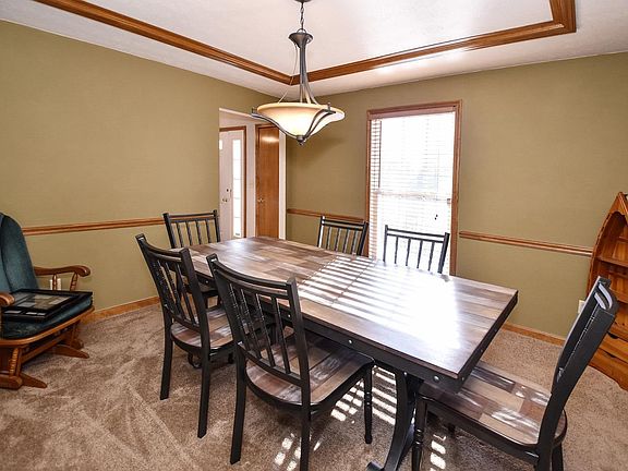 3rd image of 11520 Deer Trace Ln