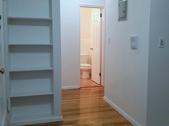 4th image of 510 Riverdale Ave #7D