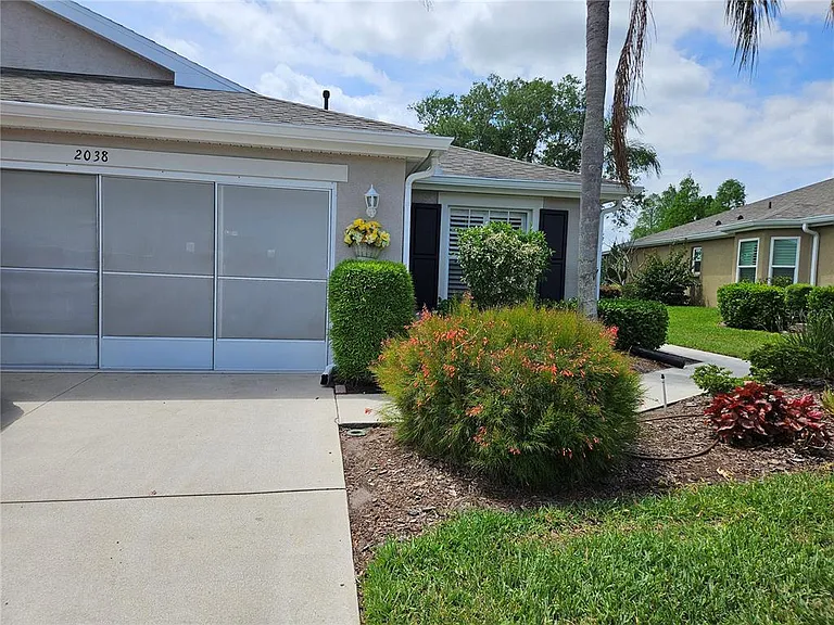 2038 Grantham Greens Dr #2038 — Photo 2