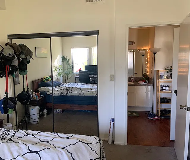2 bed, 858 sqft, $2,575 — Photo 3