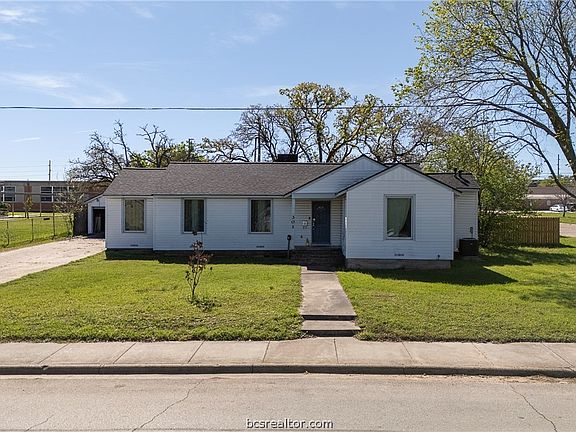 4th image of 301 Elm Ave