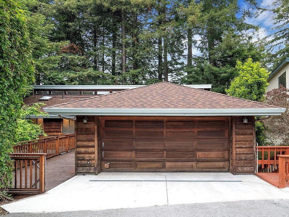 1st image of 4485 Fairway Dr