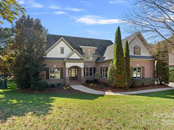 311 Bayberry Creek Cir, Mooresville, NC 28117