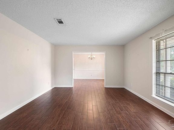 5th image of 7838 Folkstone Dr