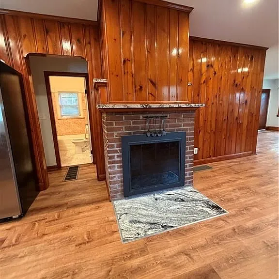 190 E Shore Dr — Photo 6