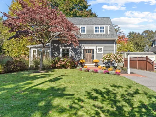 19 Warren St, Winchester, MA 01890