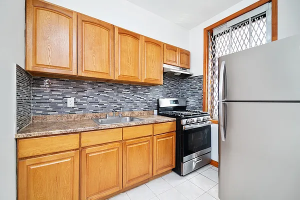 Rented by REAL New York | media 12