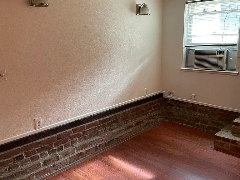 1712 P St #B — Photo 20