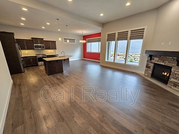 4th image of 5530 N Radium Ln