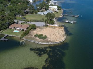 208 Hood Ave SE, Fort Walton Beach, FL 32548
