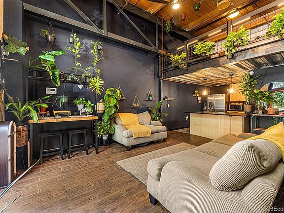 4th image of 1111 Osage Street #24