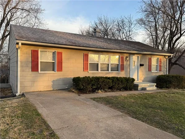 6310 E 149th Ter, Grandview, MO 64030