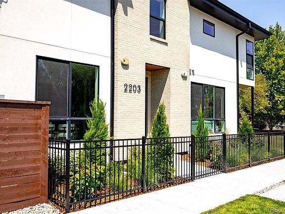 3rd image of 2203 W 37th Avenue