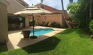2nd image of 2537 La Lique Cir