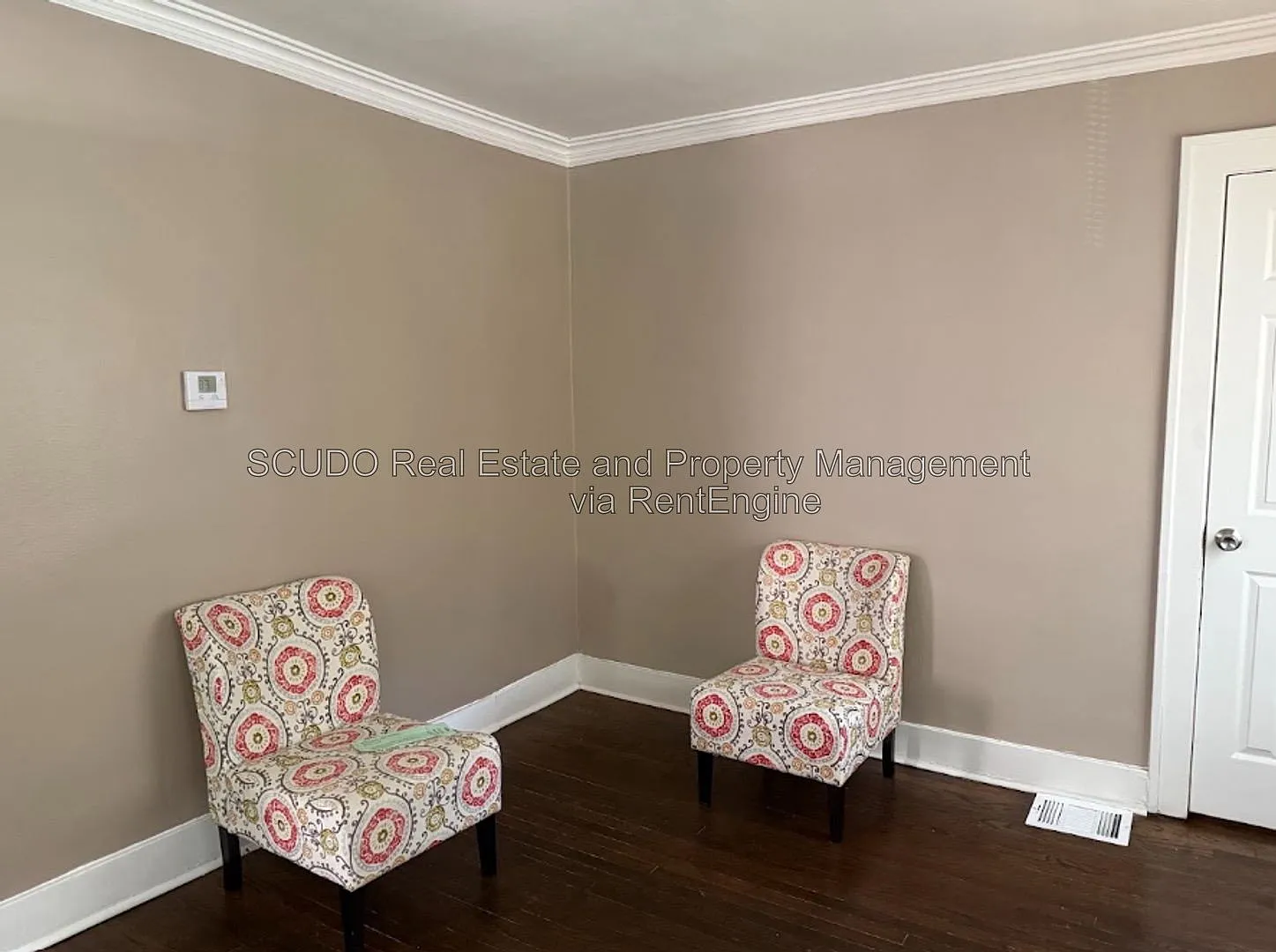 3 bed, 2.0 bath, 2288 sqft, $1,500 — Photo 3