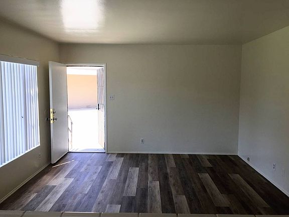 3rd image of 10203 England Ave APT 1