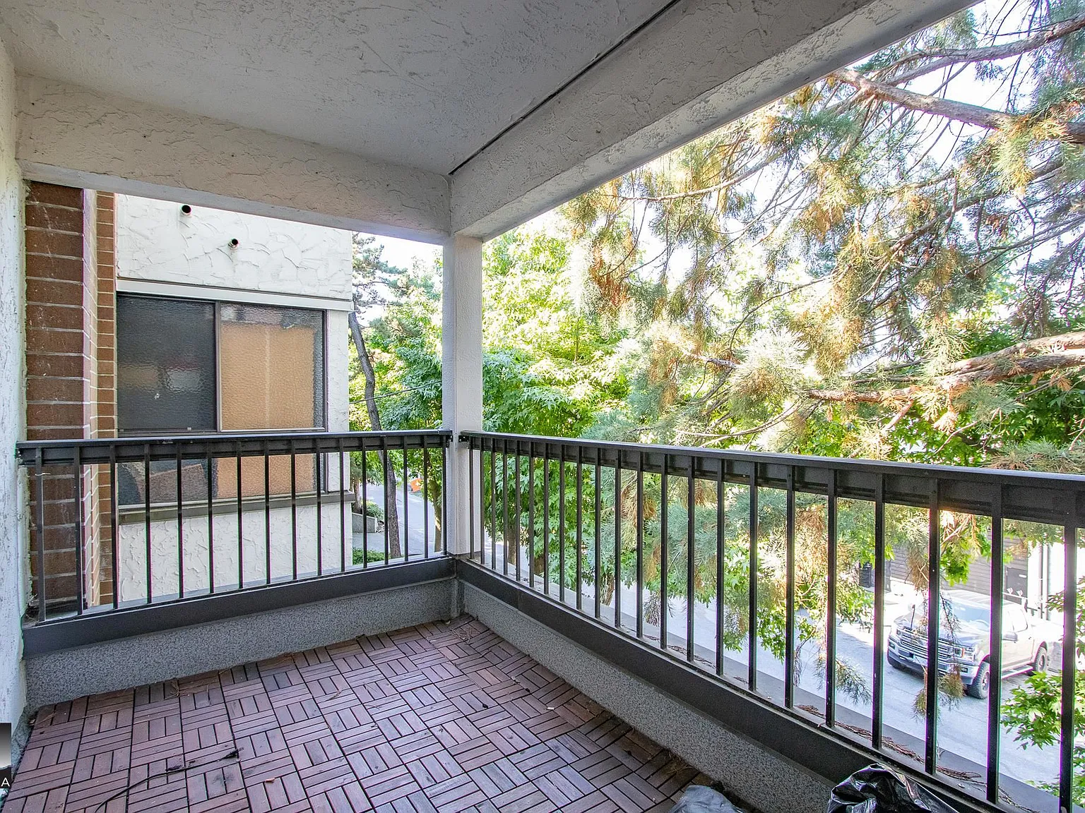 2 bed, 925 sqft, $2,850 — Photo 2