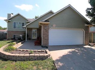 425 W 53rd St S, Wichita, KS 67217