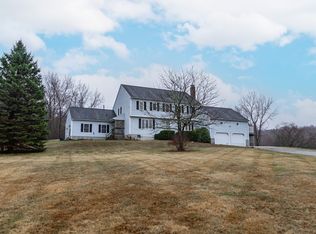 14 Carpenter Hill Rd #A, Mendon, MA 01756