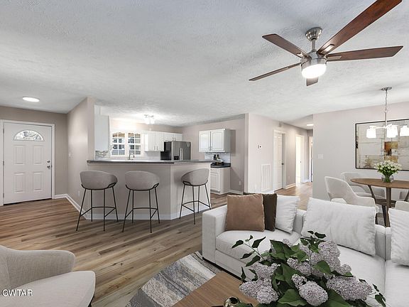 2nd image of 2265 Bond Ferry Rd