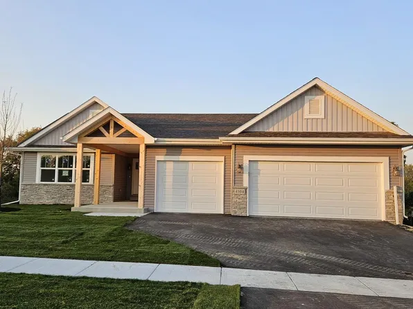 4504 Spotted Deer Trl, Belvidere, IL 61008