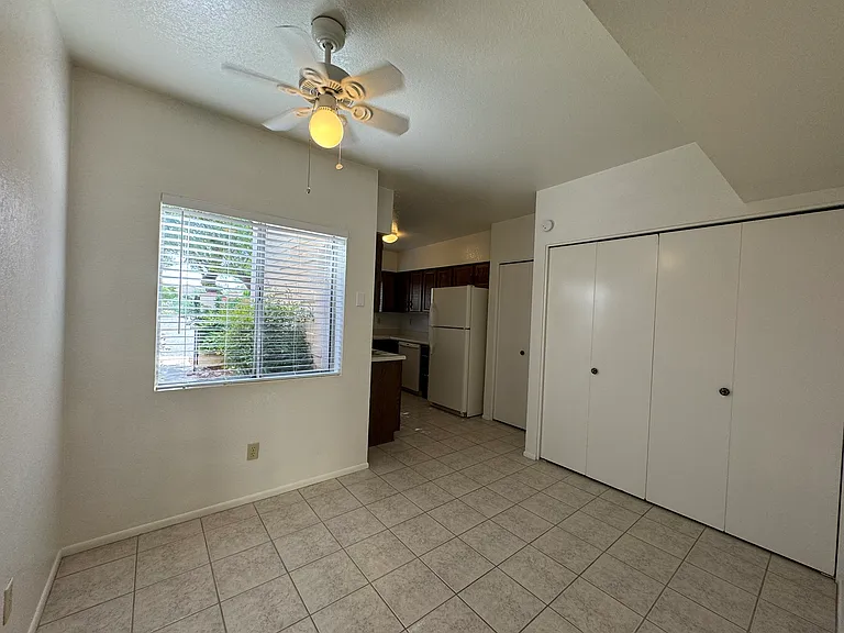 8144 E Rivenoak Dr — Photo 23
