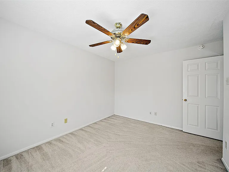 1711 S Medio River Cir — Photo 20