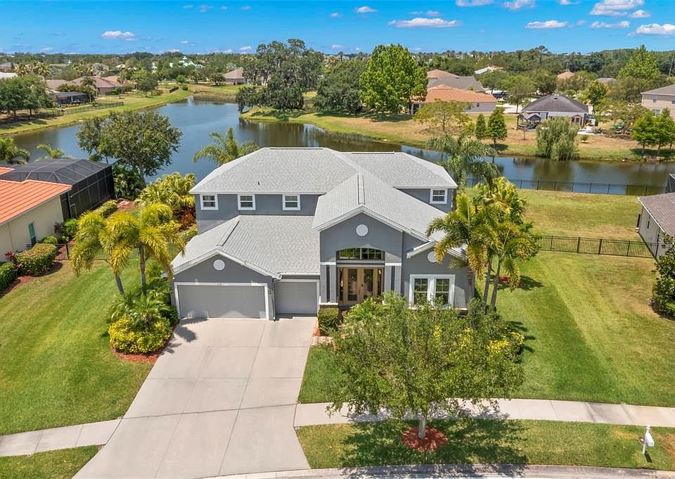 1st image of 212 Royal Bonnet Dr
