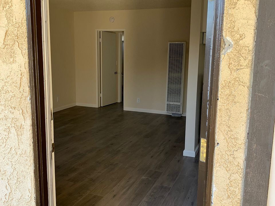 1st image of 16214 Vanowen St APT 20