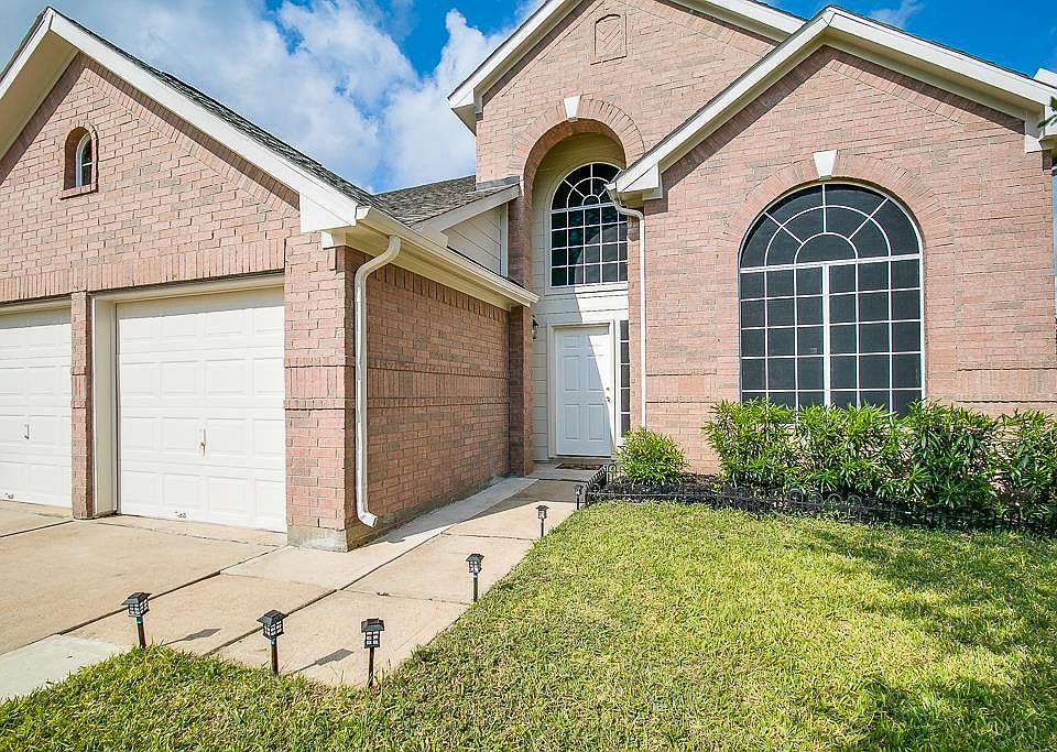1st image of 5547 Poplar Terrace Ln