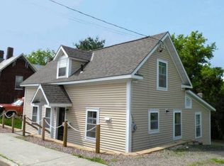 194 Malletts Bay Ave, Essex Jct, VT 05404