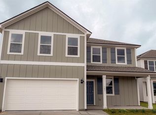 141 Needle Thrush Cir, Crawfordville, FL 32327