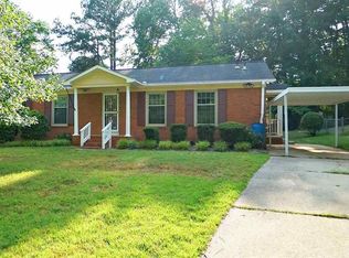 6609 Keystone Dr, Raleigh, NC 27612