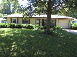 37 Greenfield Rd, Montgomery, IL 60538