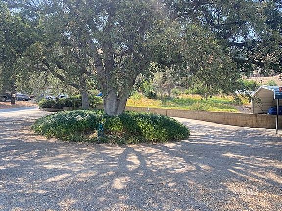 2nd image of 118 Arnold Springs Dr