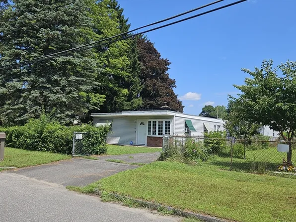 45-45 Wallace St #L, Springfield, MA 01119