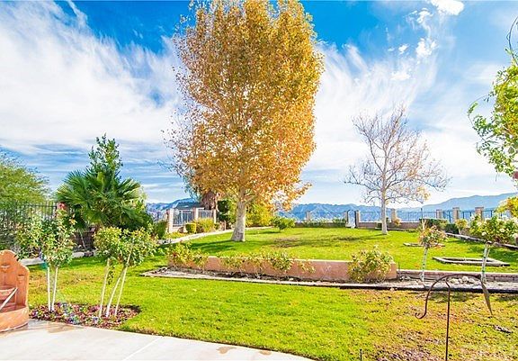 5th image of 28760 Shadyview Dr