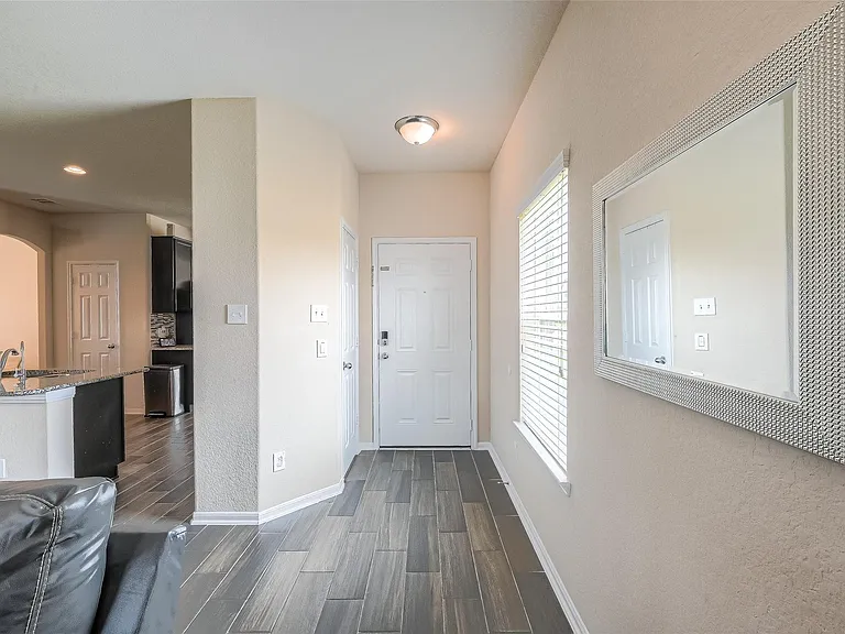 3030 Currier Ct — Photo 4