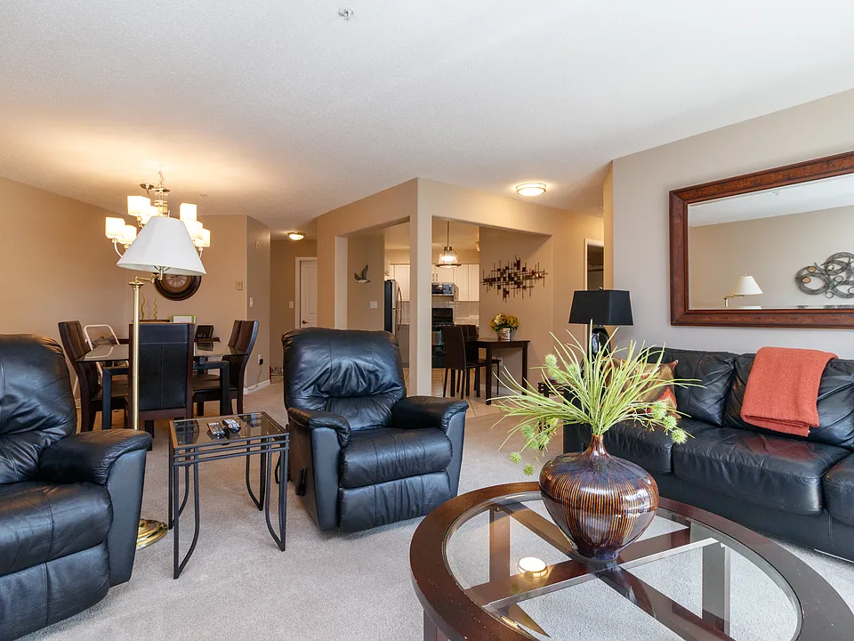 27 Songhees Rd #304