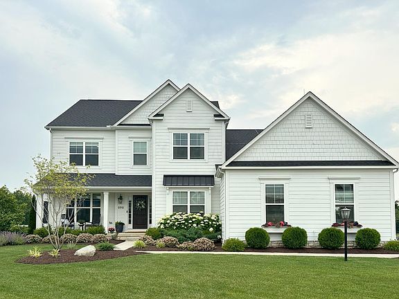 4th image of 898 Briar Dr